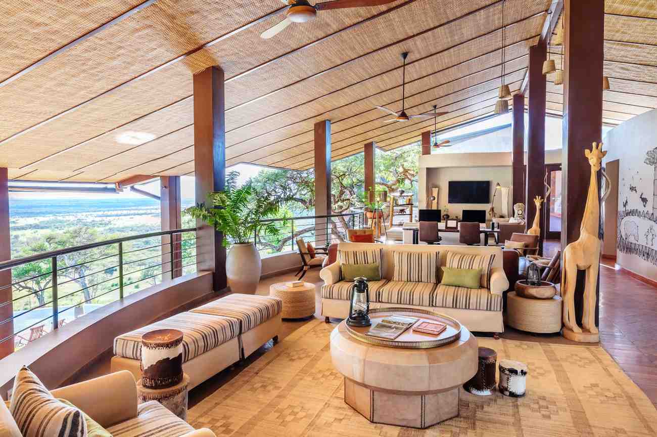 melia-serengeti lodge lobby