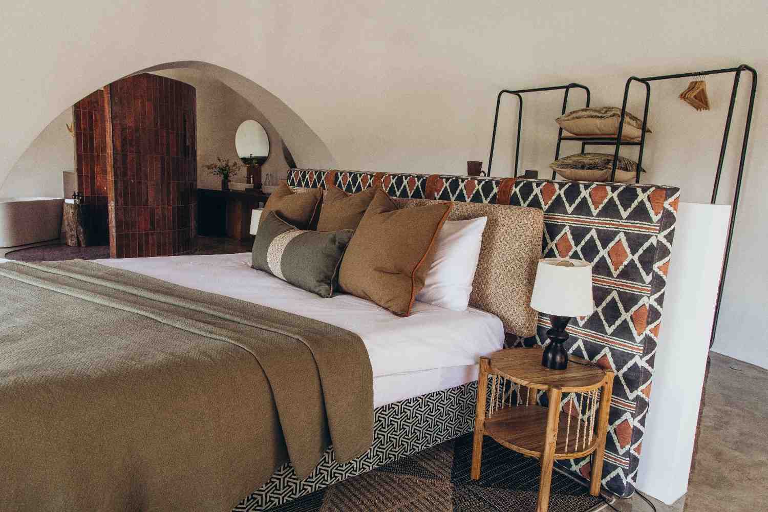 Asanja Nyasirori boma suite with plunge pool