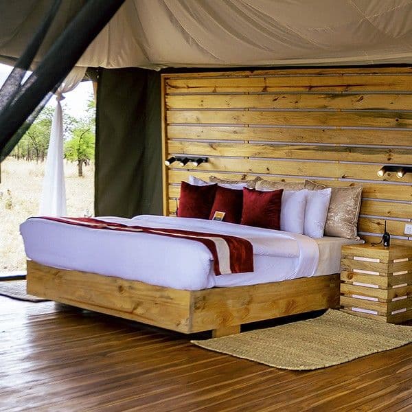 Ang'ata Kimarishe Camp tented accommodation in central Serengeti