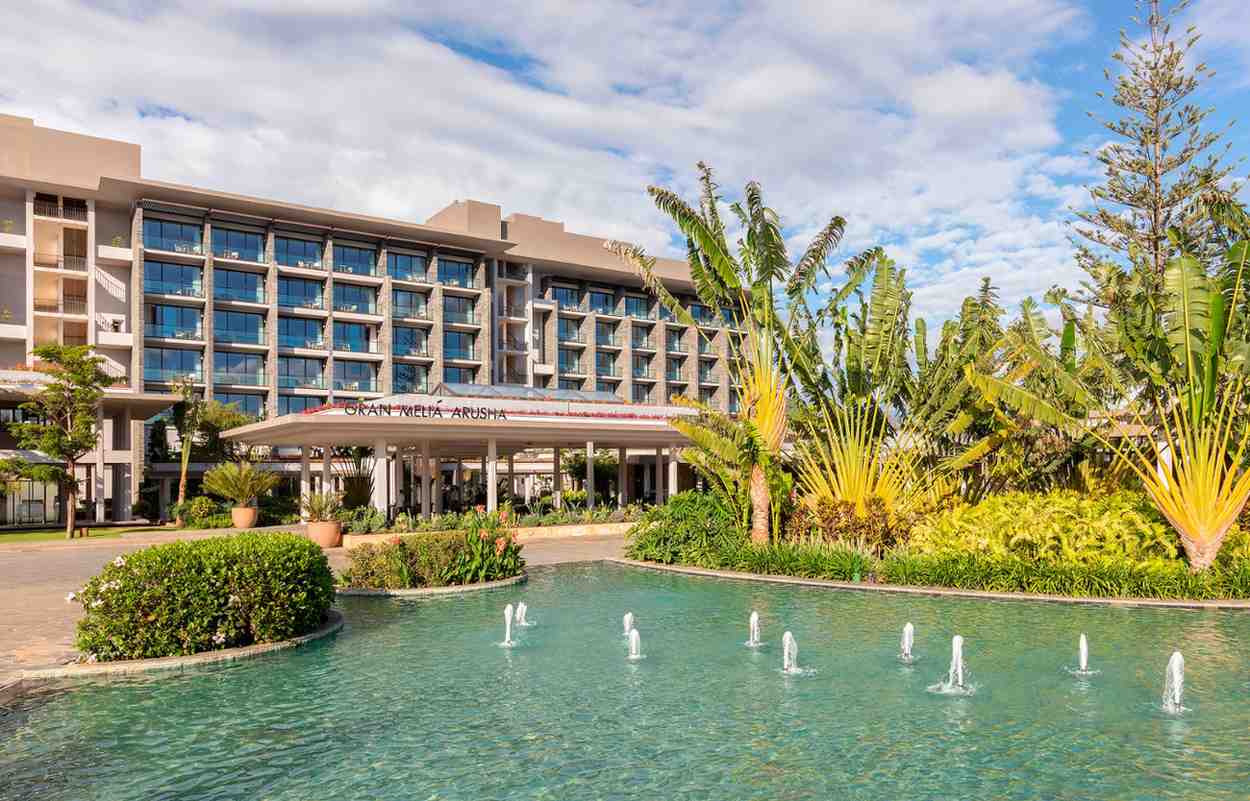 002granmeliaarusha generalfacade — Images from the Arrival in Entebbe, Uganda accommodations itinerary in Tanzania