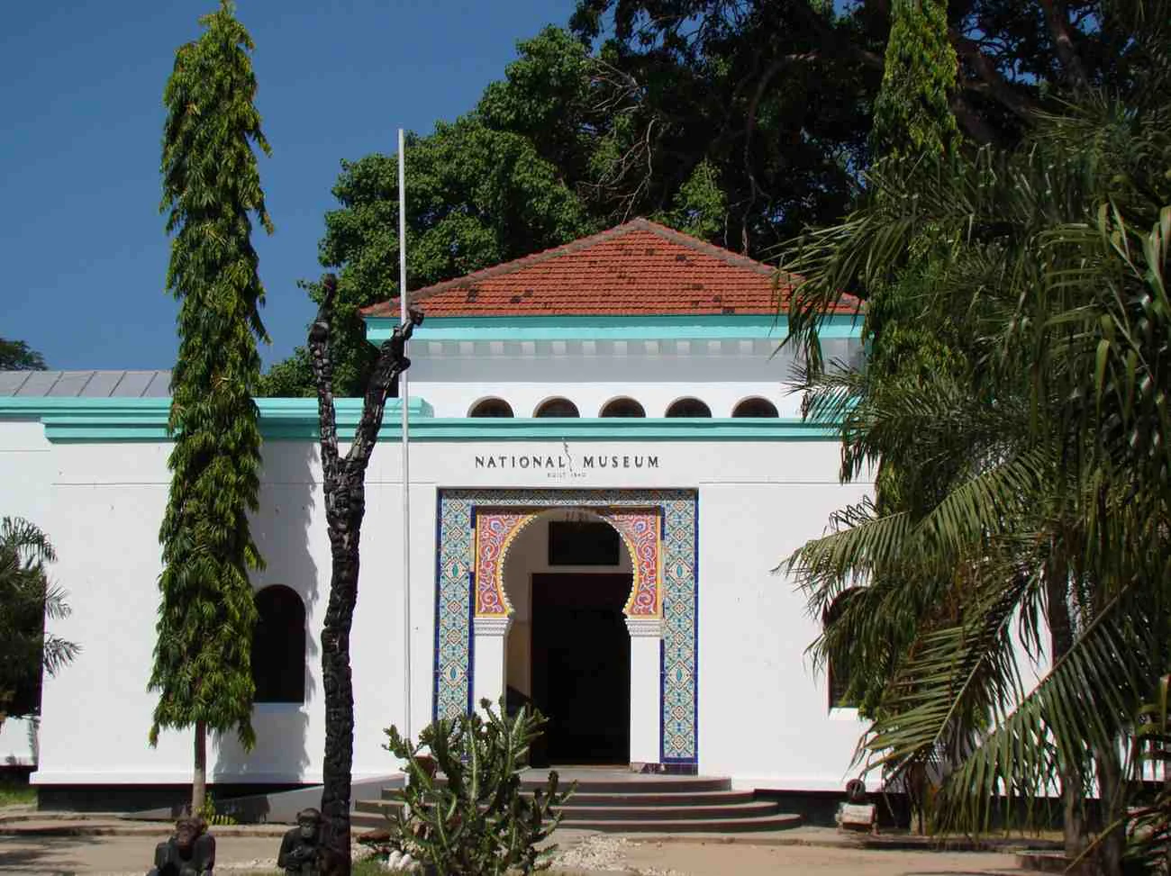 Dar es Salaam National Museum exterior